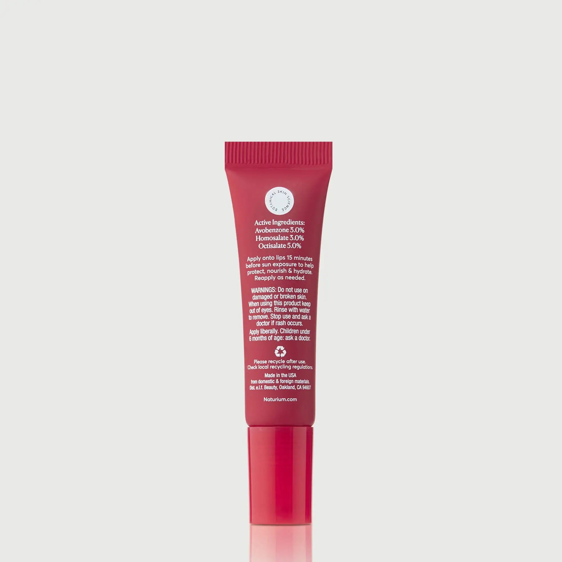 phyto-glow-lip-balm-spf-45-oasis-d1 NATR-10125_PhytoGlow_SPF_Oasis_primary_capon_back_bonebkgd_1.webp