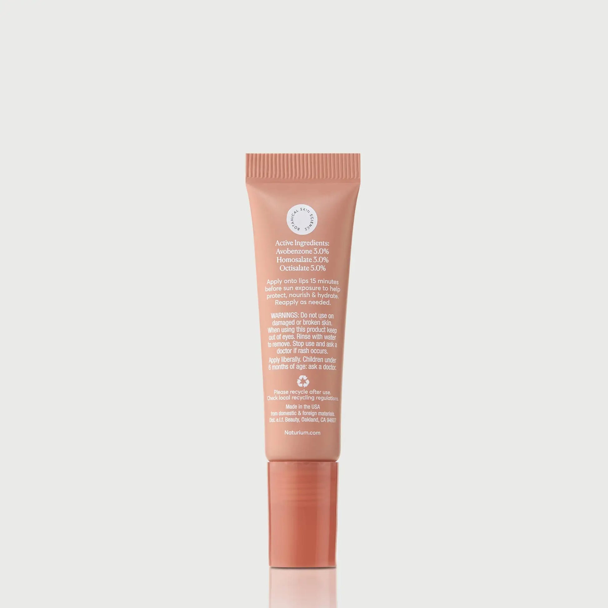 phyto-glow-lip-balm-spf-45-getaway-h2 NATR-10126_PhytoGlow_SPF_Getaway_primary_capon_back_bonebkgd_1.webp