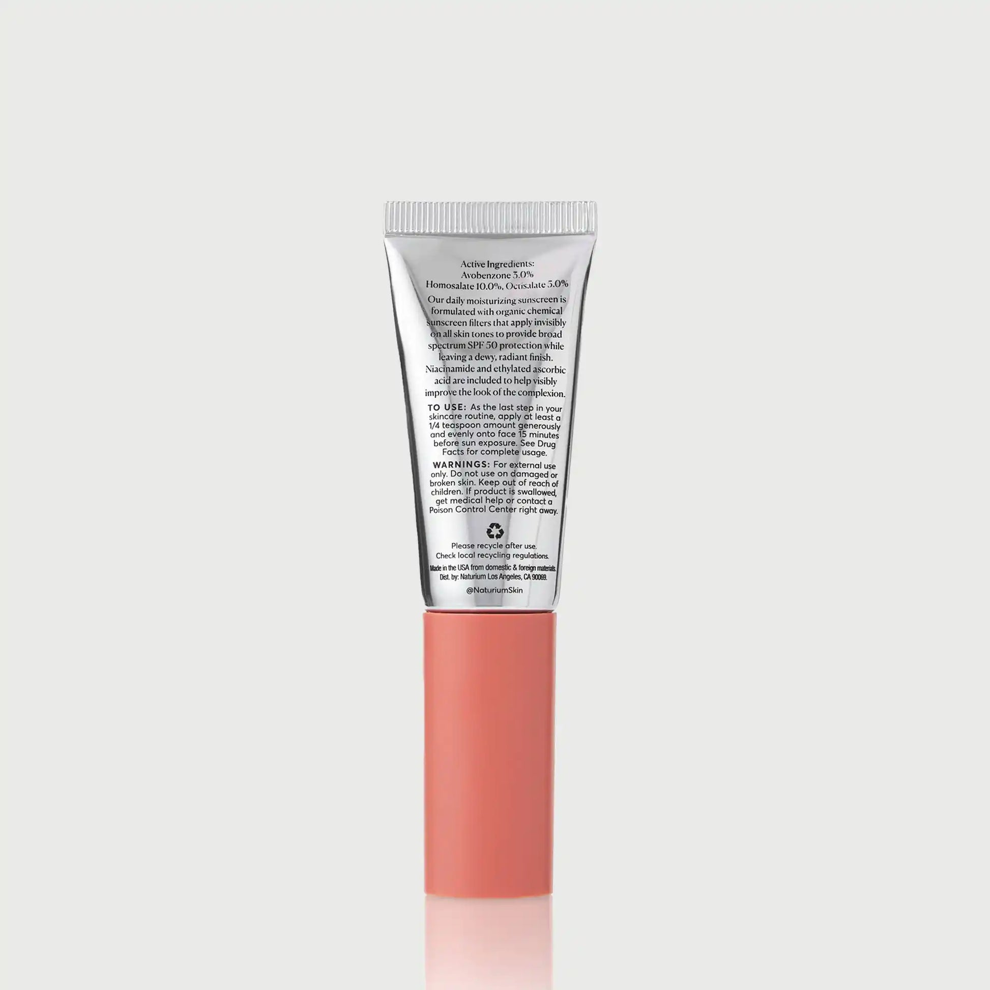 dew-glow-moisturizer-spf-50-travel-size-e2 NATR-10157_Dew-Glow-Moisturizer-SPF-50-Mini_back_capon_bonebkgd_d7cb9bbb-e294-42e2-8d5a-28c73c09b5b5.webp